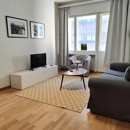 Apartamento Kotimaailma Kamppi - 1br With A Balcony Helsinki