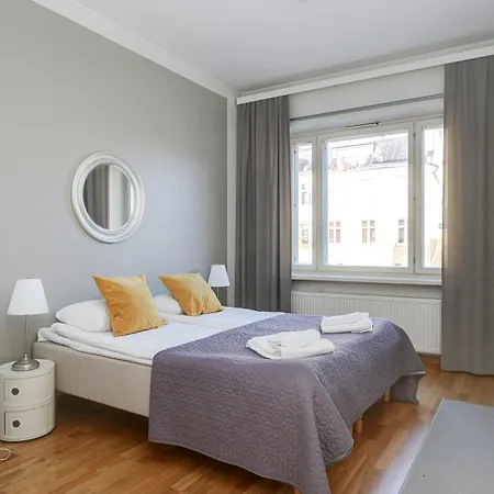 Kotimaailma Kamppi - 1br With A Balcony Apartamento